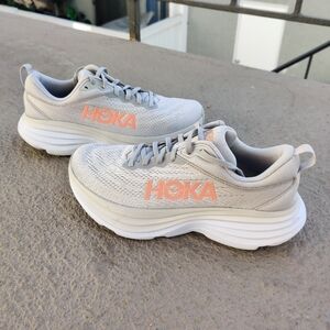 HOKA Bondi8